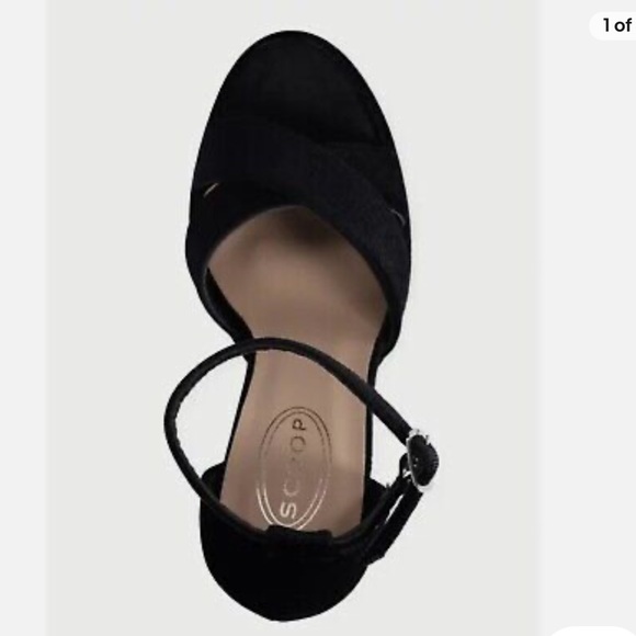 Scoop Velvet Platform Heeled Sandals - Picture 2 of 5